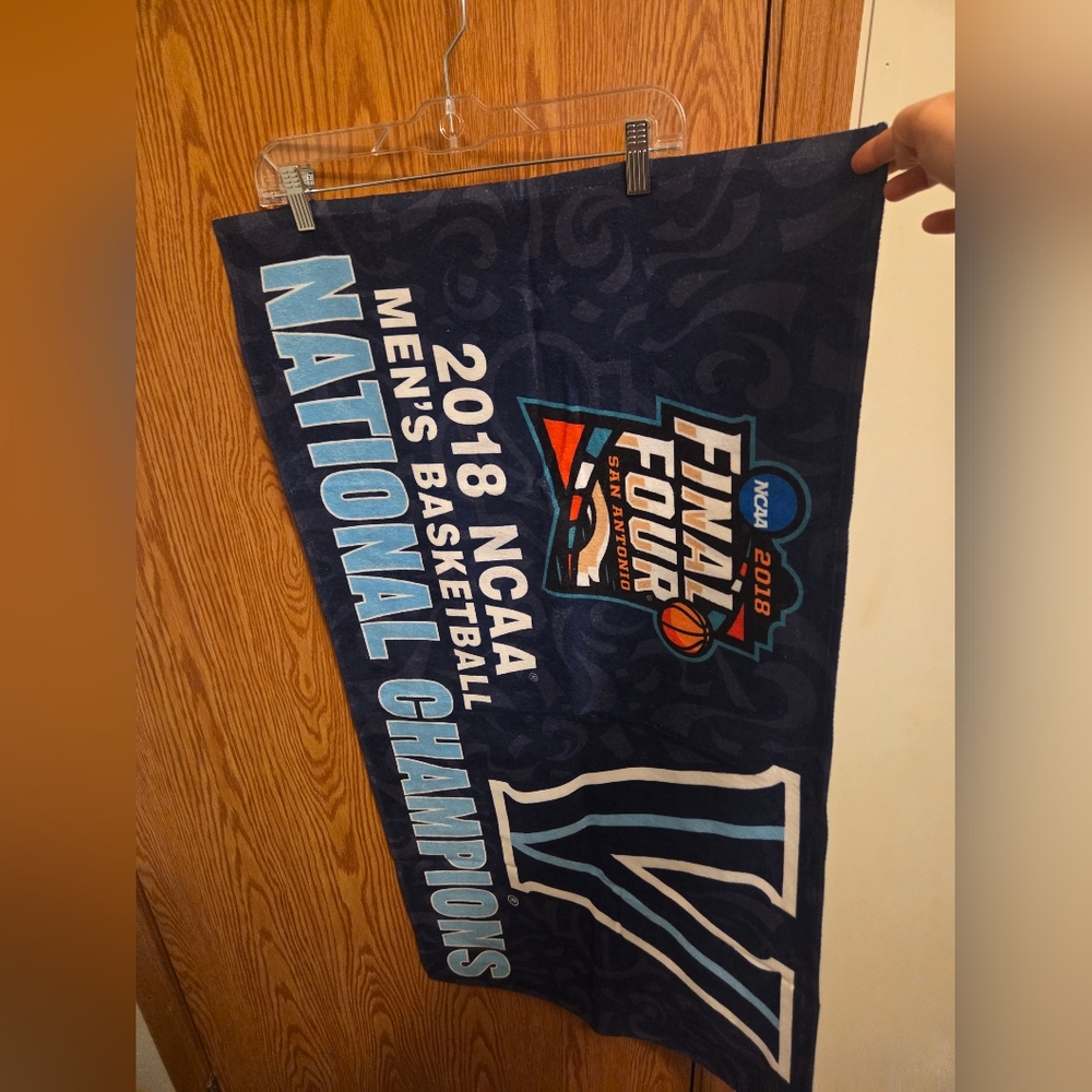Wincraft Villanova Wildcats Towel NWOT NCAA
